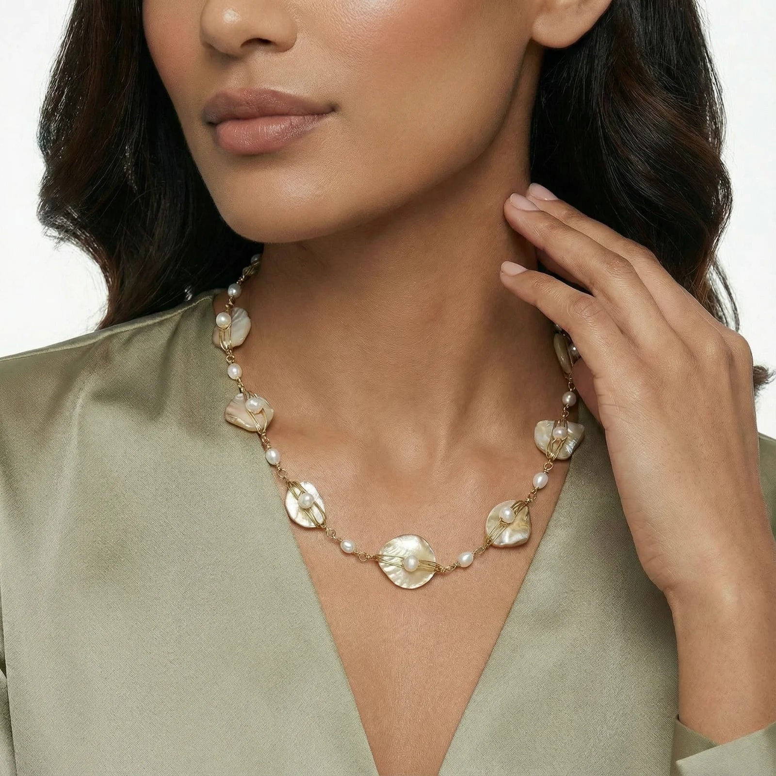 Golden Leaf Pearl Necklace