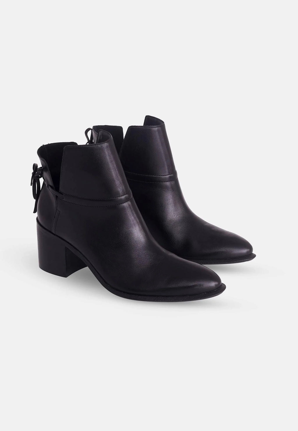 Black Leather Ankle Boots Attalea – Women’s Block Heel Booties